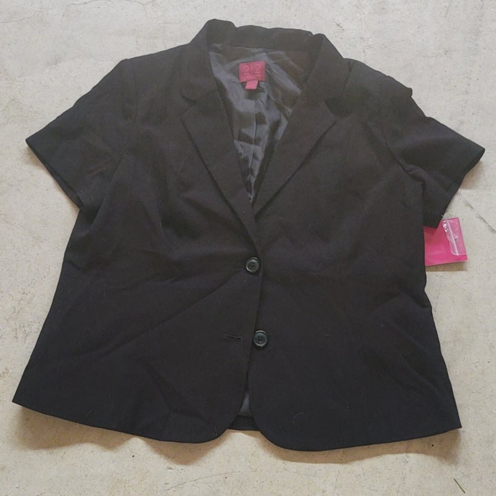 212 collection short sleeves blazer size 16